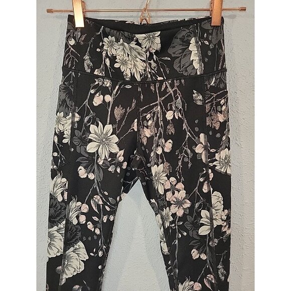 Victoria's Secret Black Pink Floral Incredible Essential Legging Size Small 4 - Picture 2 of 5